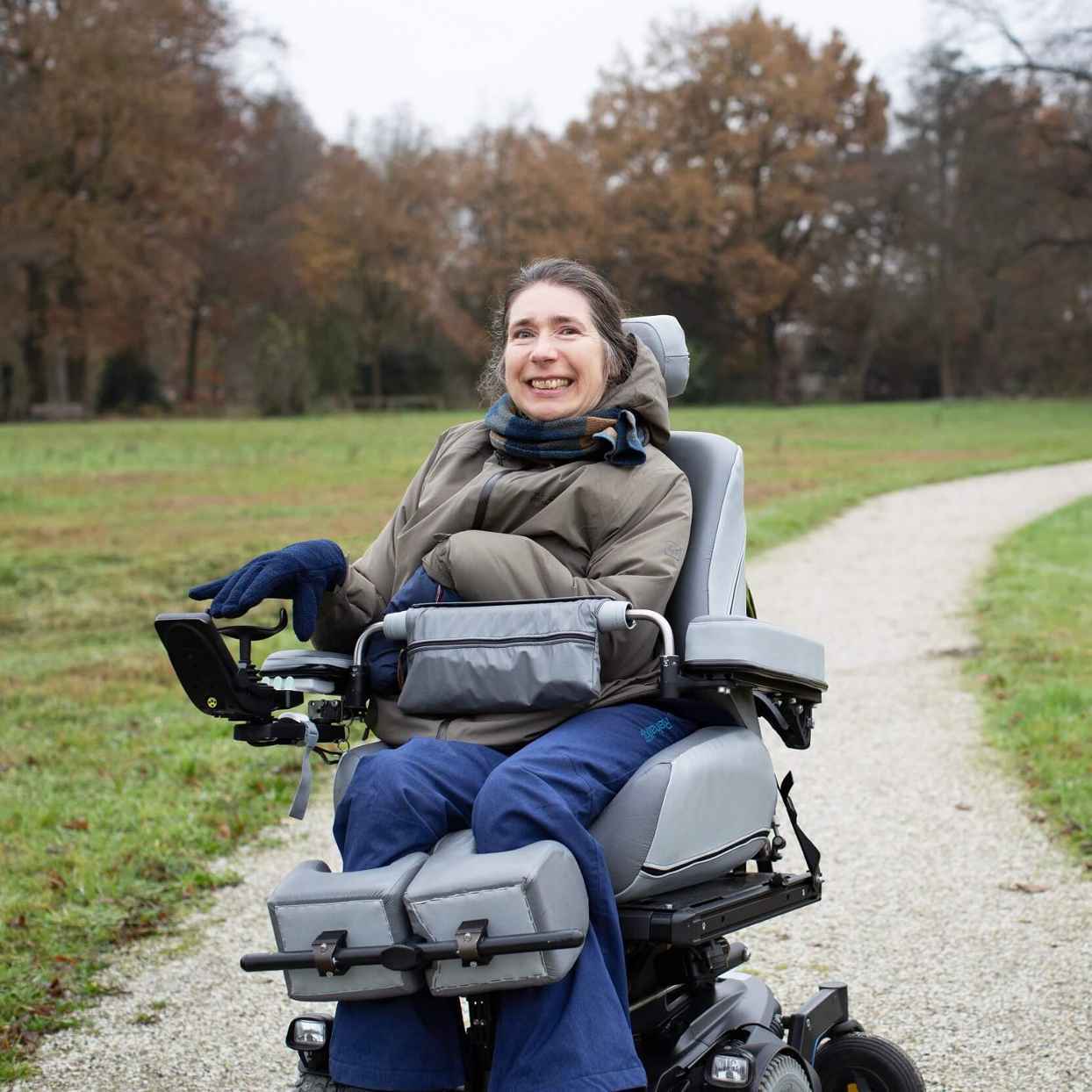 Barella Posteriore LyfeFocus Con Calore E Massaggio - Memory Foam E Power Bank